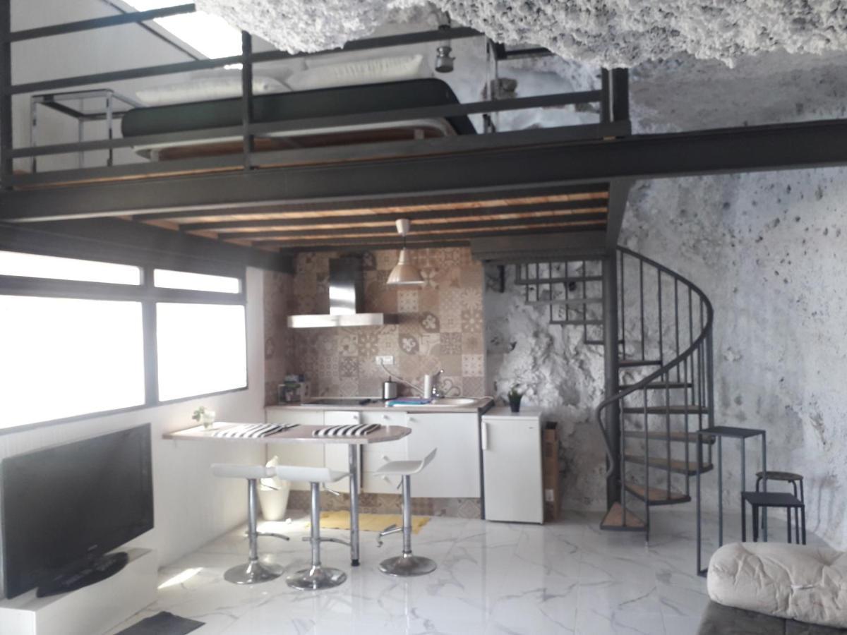 Villa Cueva Rural " Old London " With Jacuzzi And Swimming Pool Santa Cruz de Tenerife Esterno foto